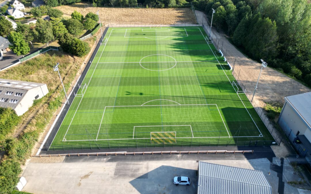Bazouges la Pérousse – Terrain de football